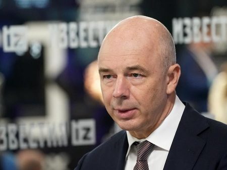 Соц маневр поможет перенаправить на нуждающихся сотни млрд