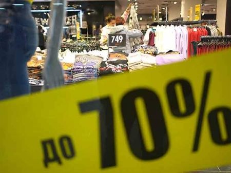 Одежда и обувь подорожали в 2021 году на 10–15%